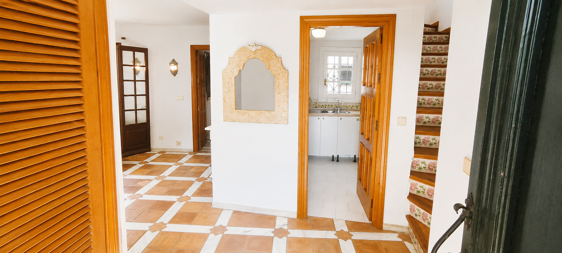 Casa Adosada de 3 Dormitorios y 4 Baños en venta en Guadalmina Baja, San Pedro de Alcántara
