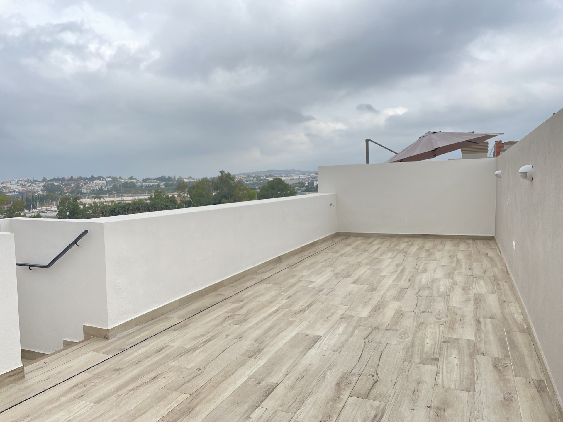 Ático de 2 Dormitorios en venta en Nueva Andalucía, Marbella
