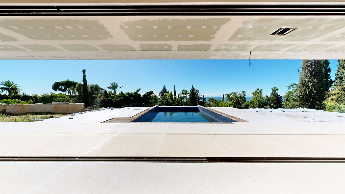 Las Chapas, Marbella