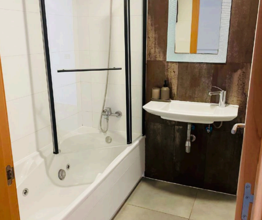 Piso de 3 Dormitorios en venta en Talamanca, Eivissa