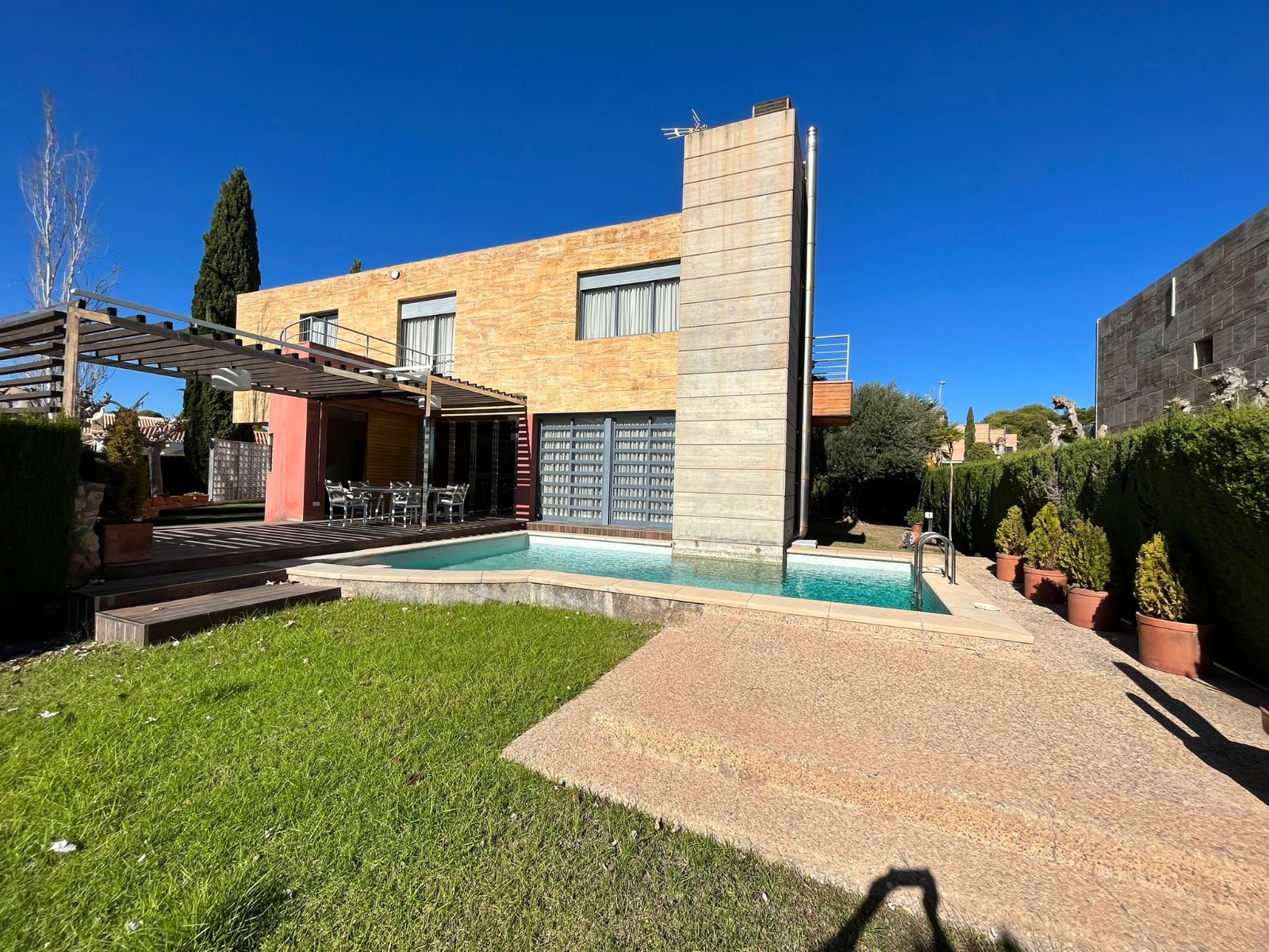 Casa de 4 Dormitorios en venta en Dehesa de Campoamor, Orihuela Costa