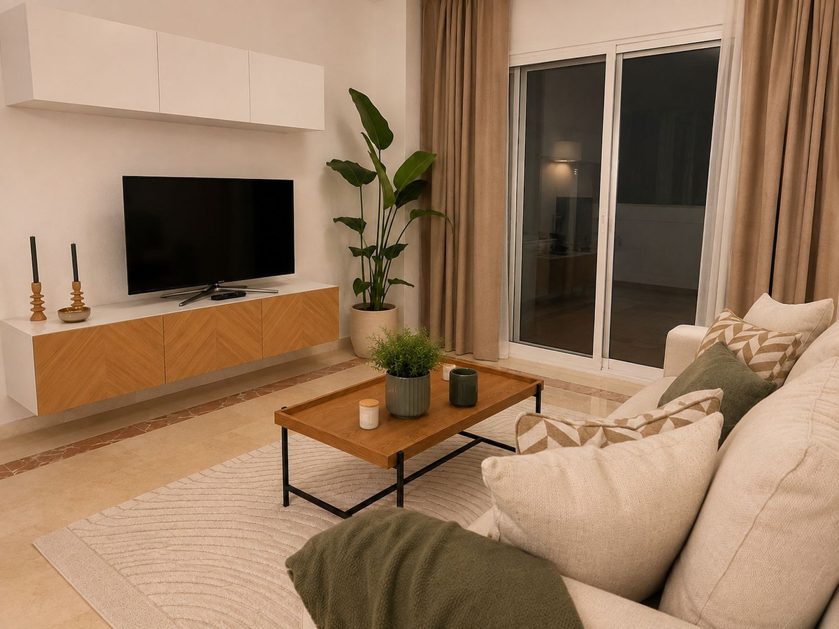 Piso de 3 Dormitorios en venta en Estepona