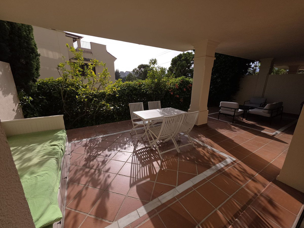1 Bed - Apartment for Sale in Nueva Andalucia, Marbella