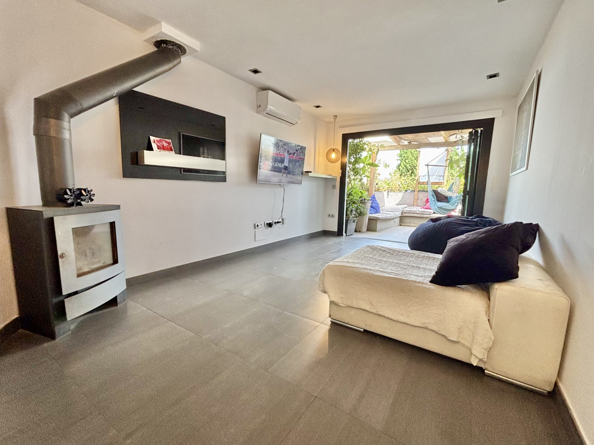 Casa Adosada de 4 Dormitorios en venta en Campo Mijas