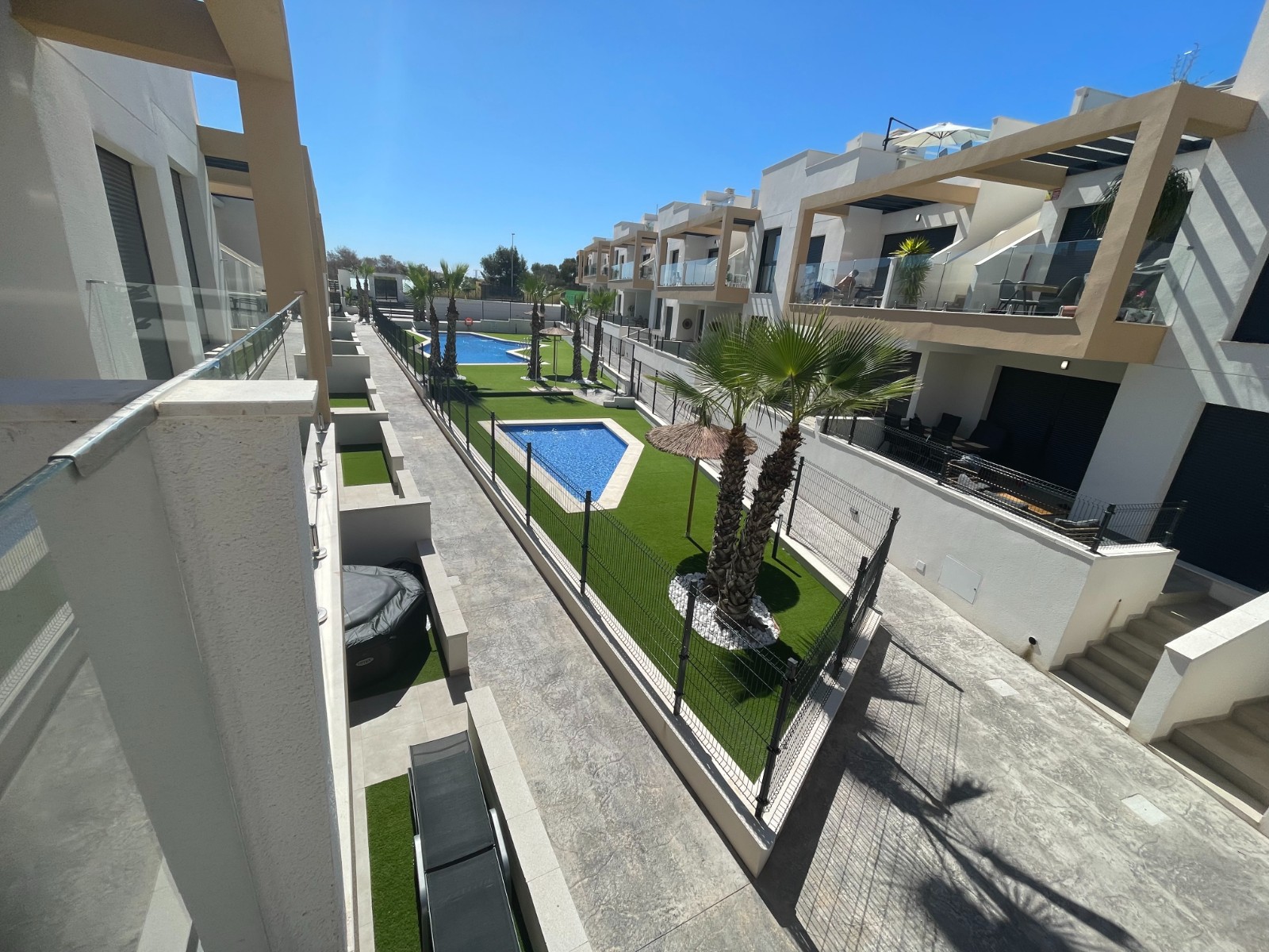 Piso de 2 Dormitorios en venta en Orihuela Costa