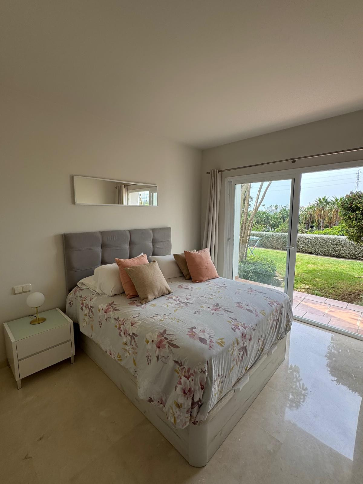 Piso de 2 Dormitorios y 2 Baños en venta en Casares