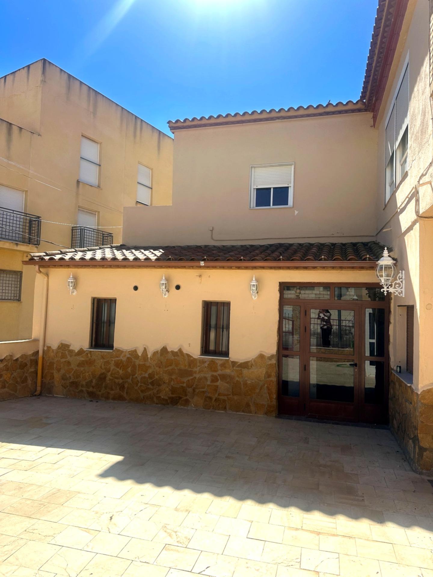 Casa de 4 Dormitorios y 1 Baño en venta en Olula del Río