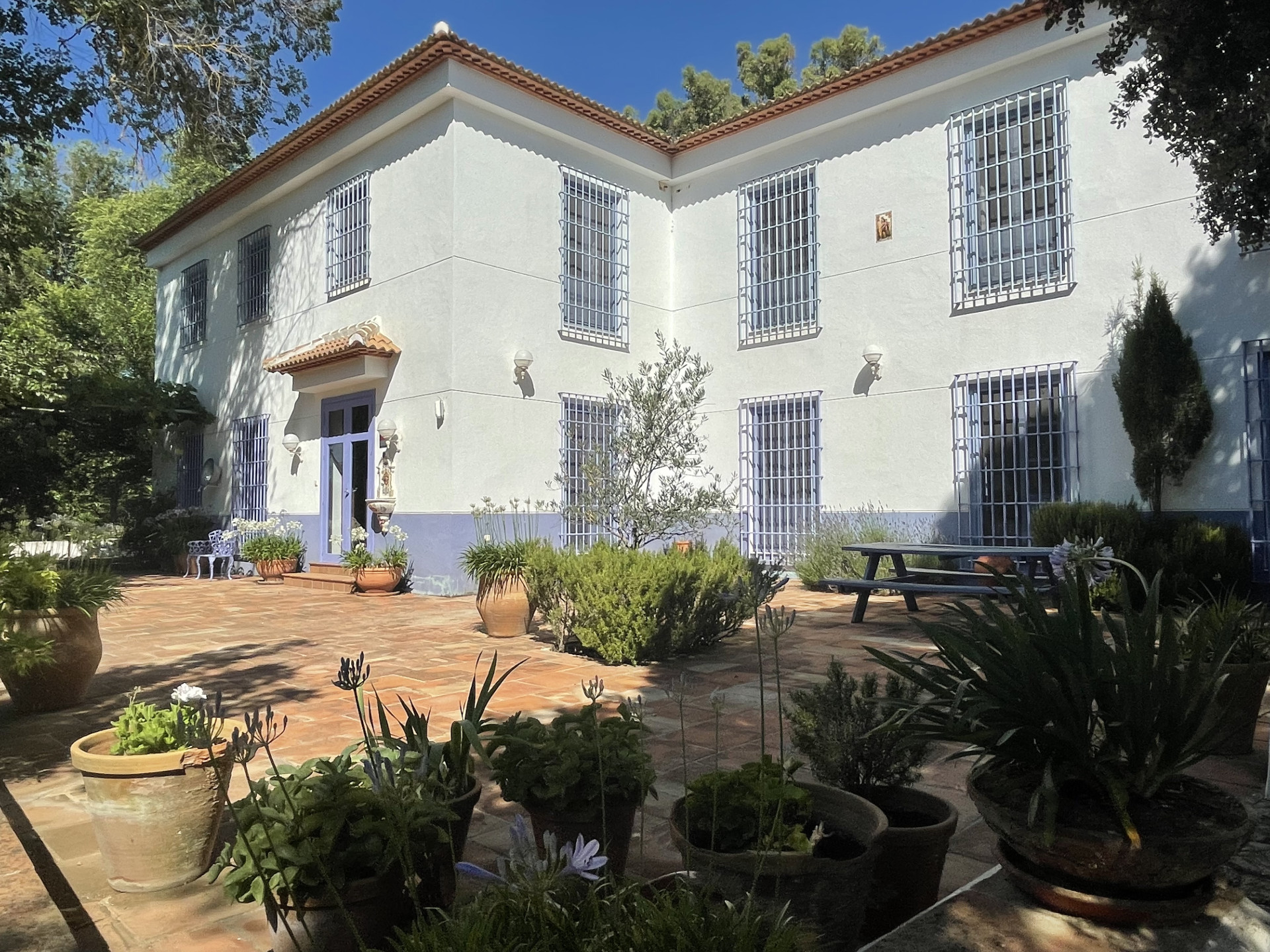 Finca de 7 Dormitorios y 5 Baños en venta en Archidona