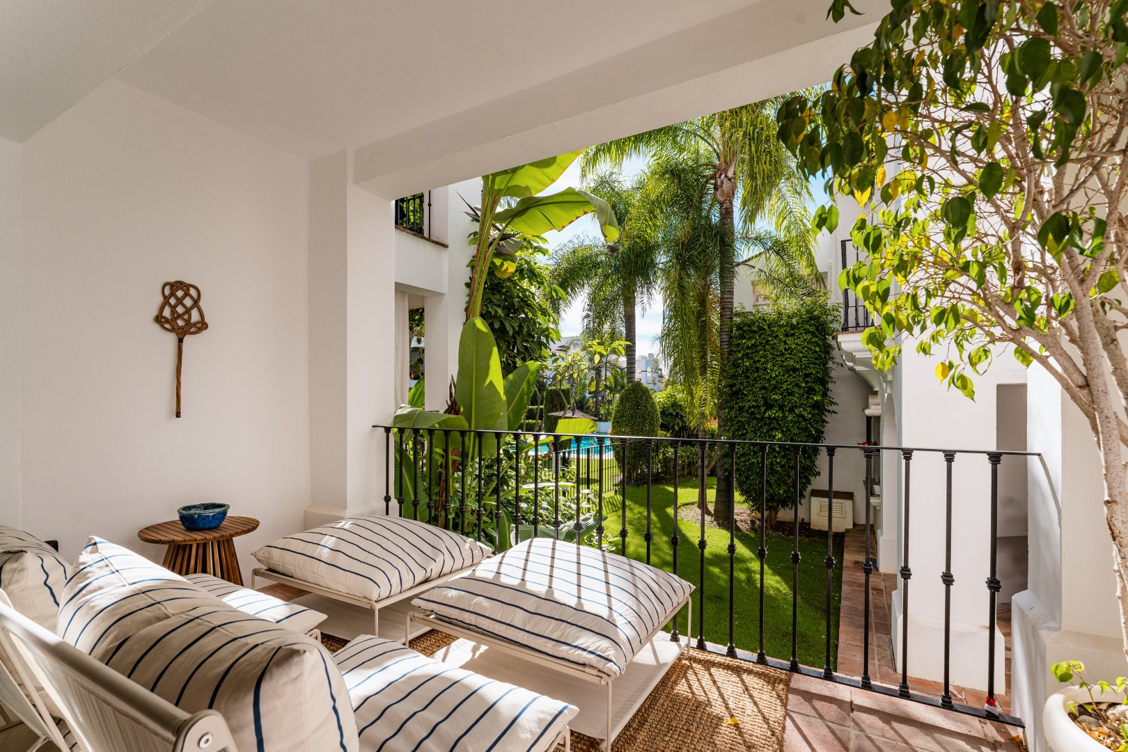 3 спални, 3 бани - Апартамент за продажба в Sierra Blanca, Marbella