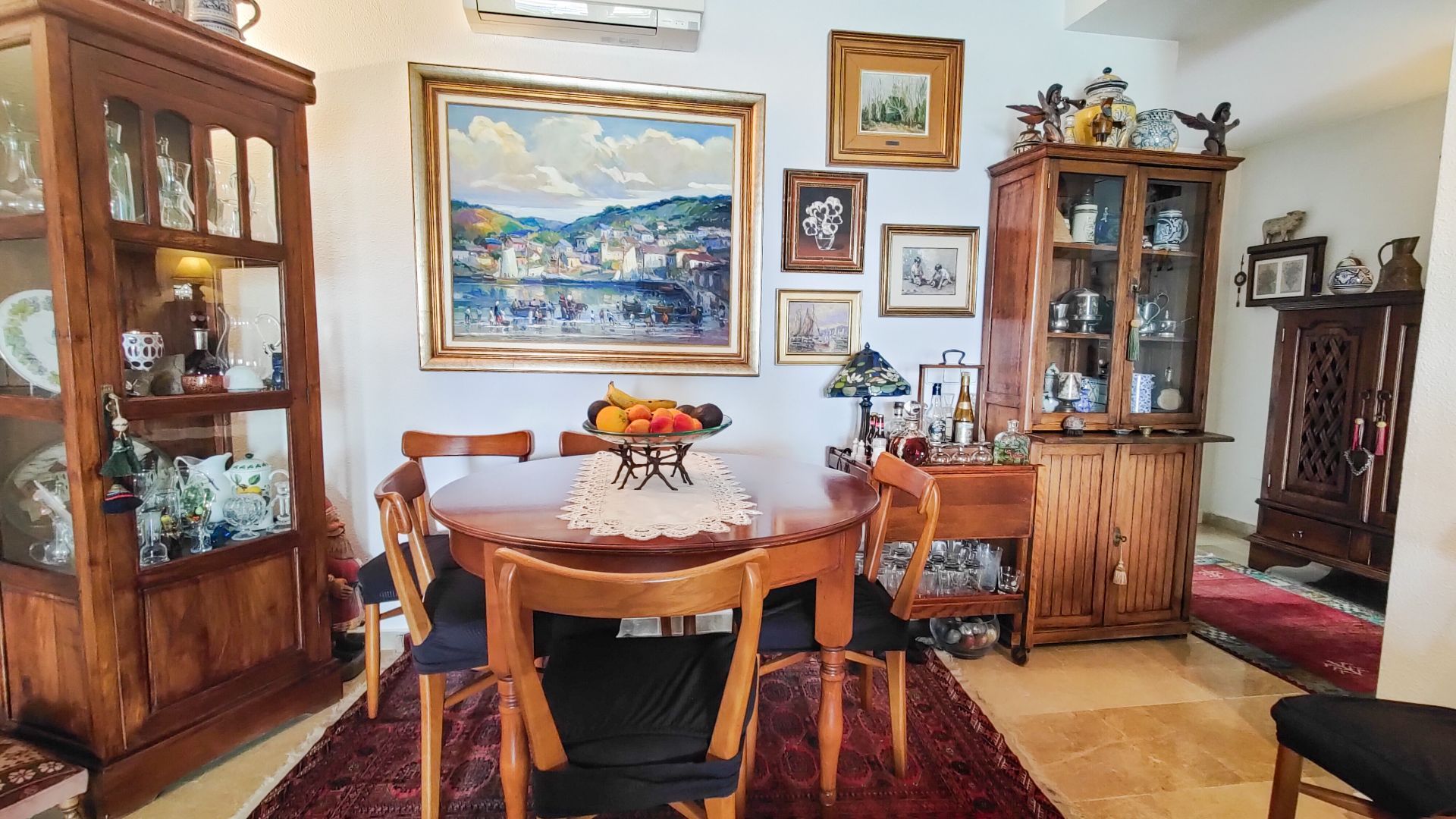 Piso de 2 Dormitorios en venta en Milla de Oro, Marbella