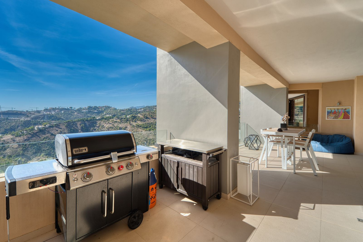 Piso de 4 Dormitorios y 4 Baños en venta en Benahavís