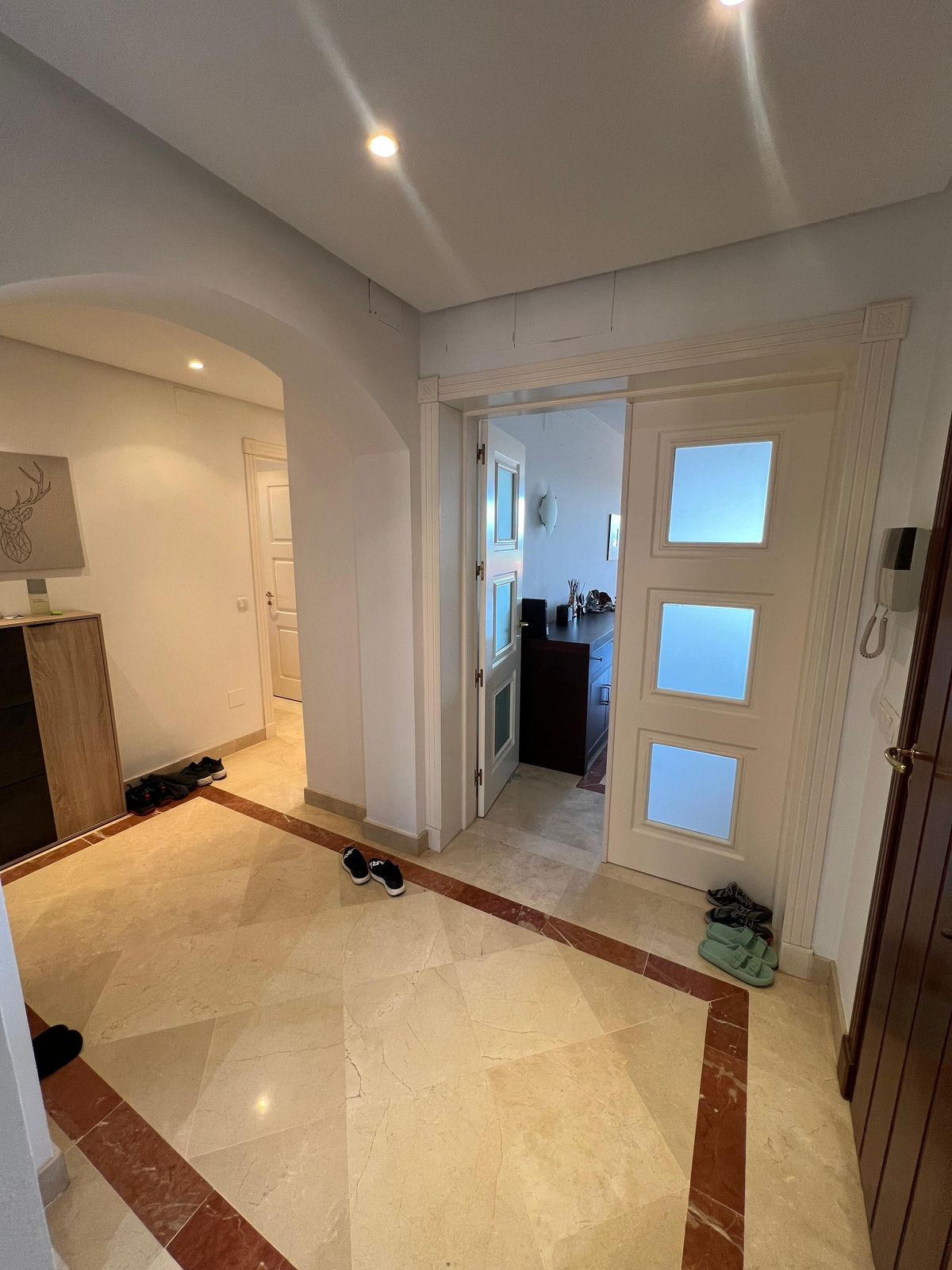 Piso de 2 Dormitorios en venta en Bahía de Marbella