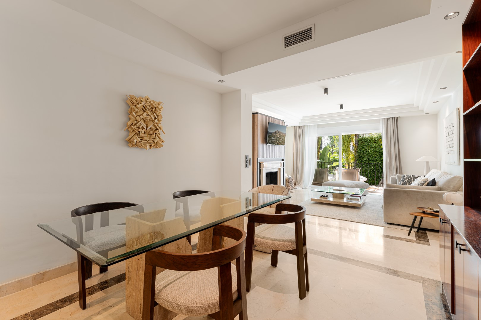 3 спални, 3 бани - Апартамент за продажба в Sierra Blanca, Marbella
