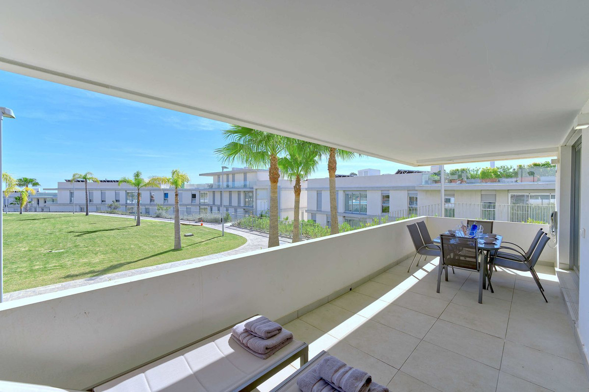 Piso de 3 Dormitorios y 2 Baños en alquiler en Estepona