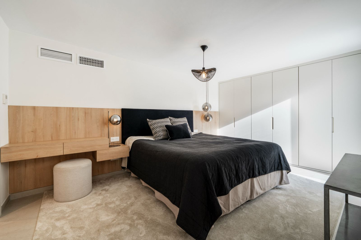 5 Slaapk., 5 Badk. - Villa te koop in San Pedro de Alcántara