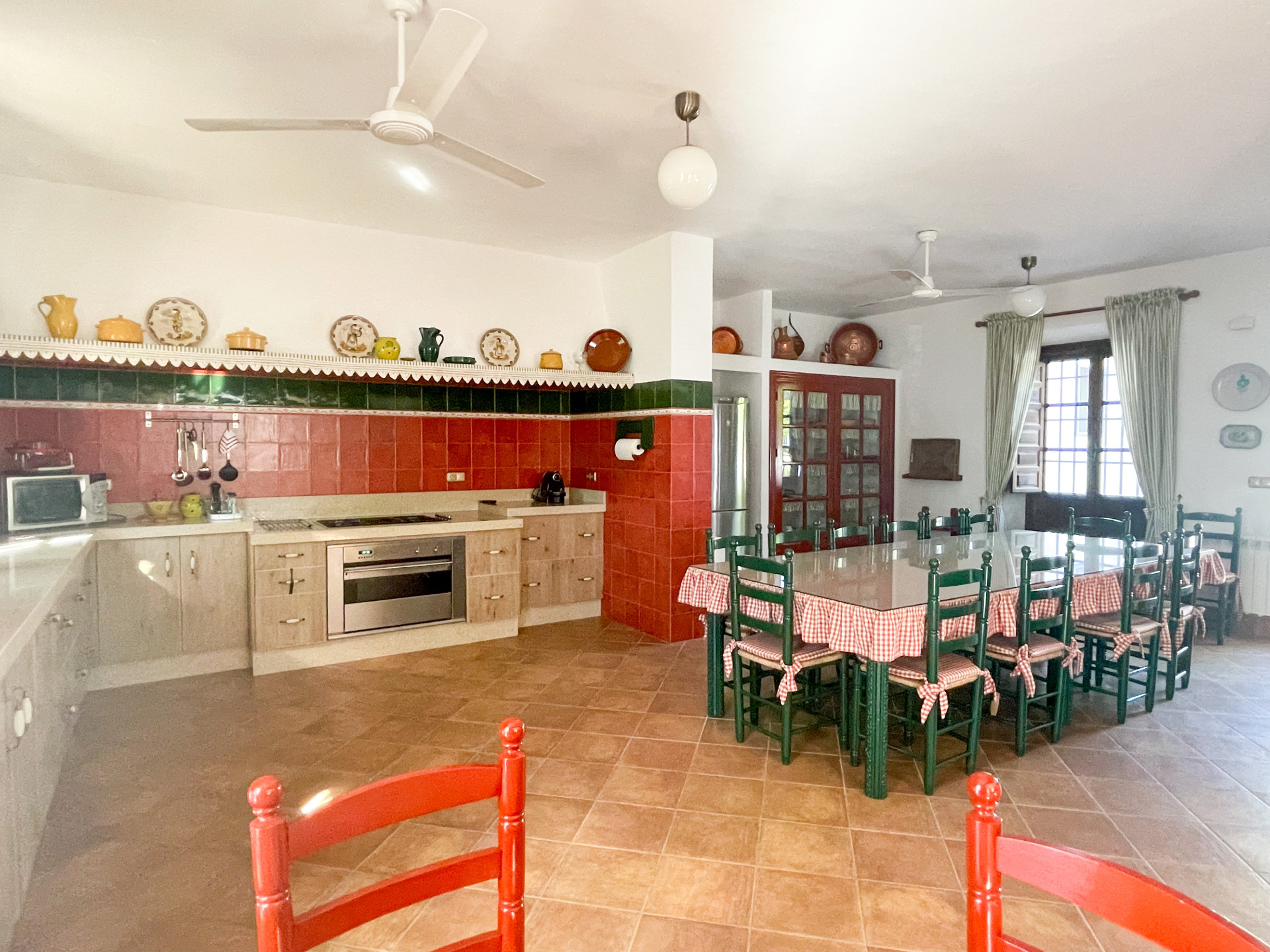 Finca de 7 Dormitorios y 5 Baños en venta en Archidona