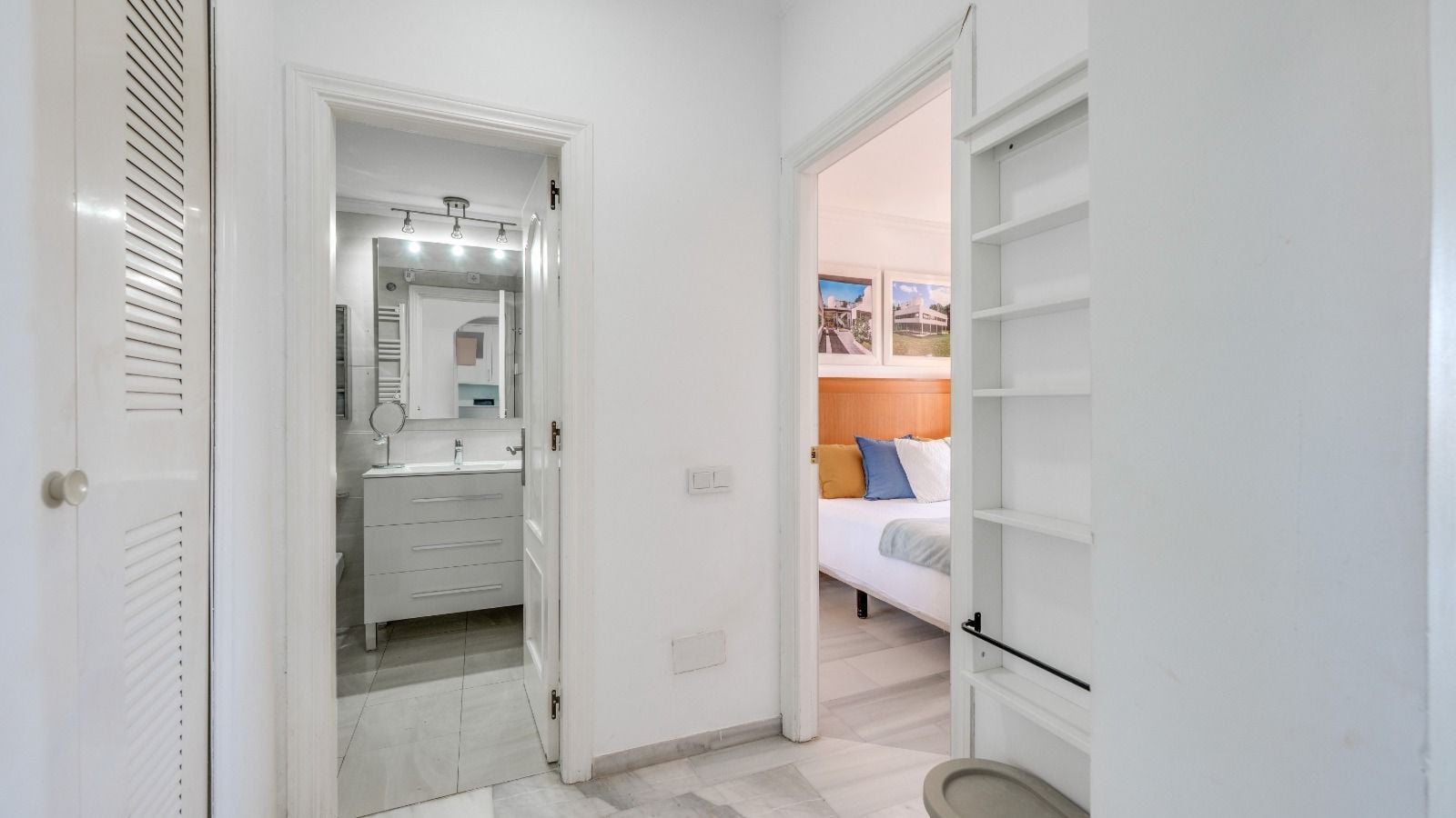 Piso de 2 Dormitorios y 1 Baño en venta en Riviera del Sol, Mijas