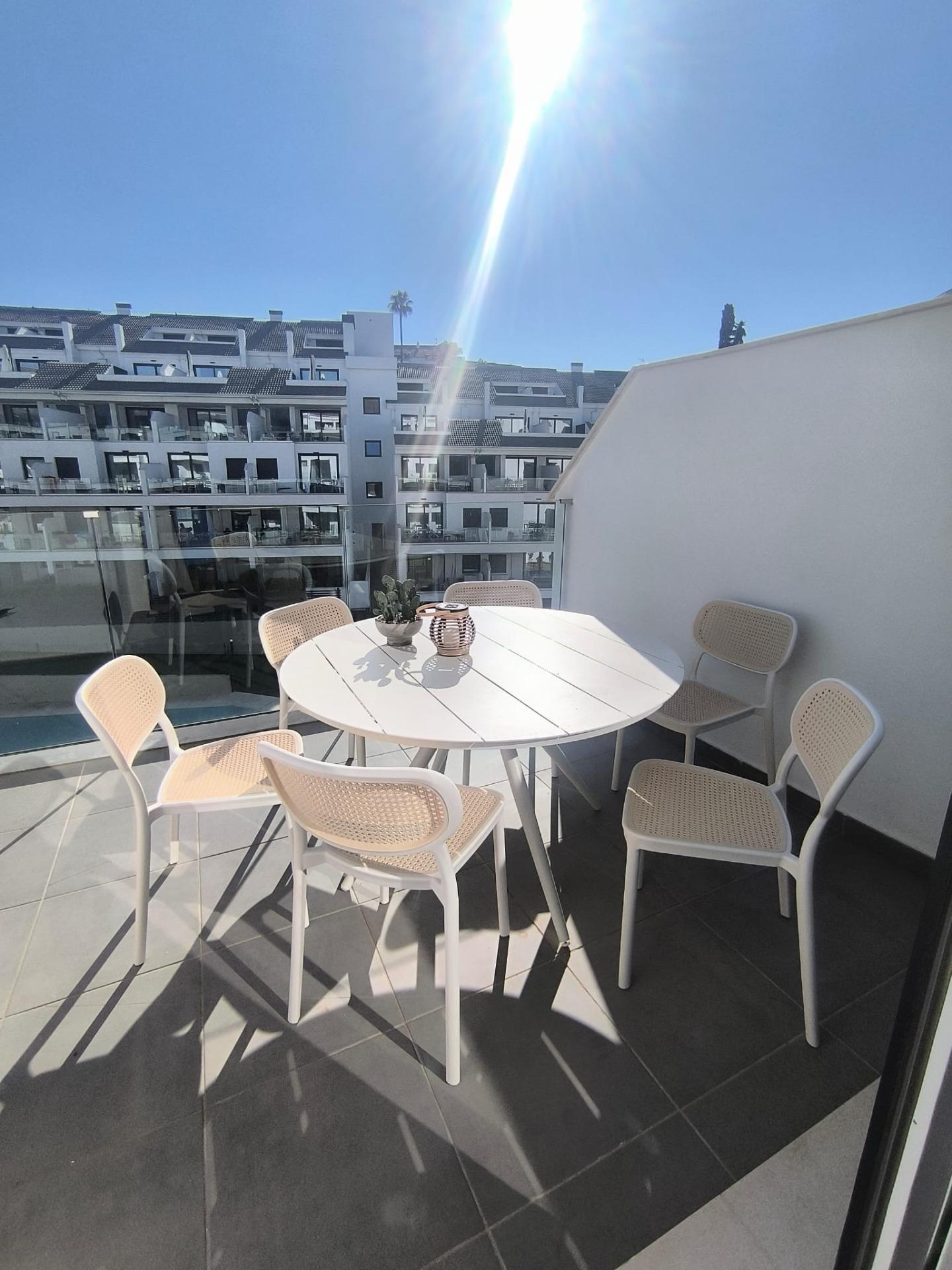 Piso de 2 Dormitorios en venta en Torreblanca del Sol, Fuengirola