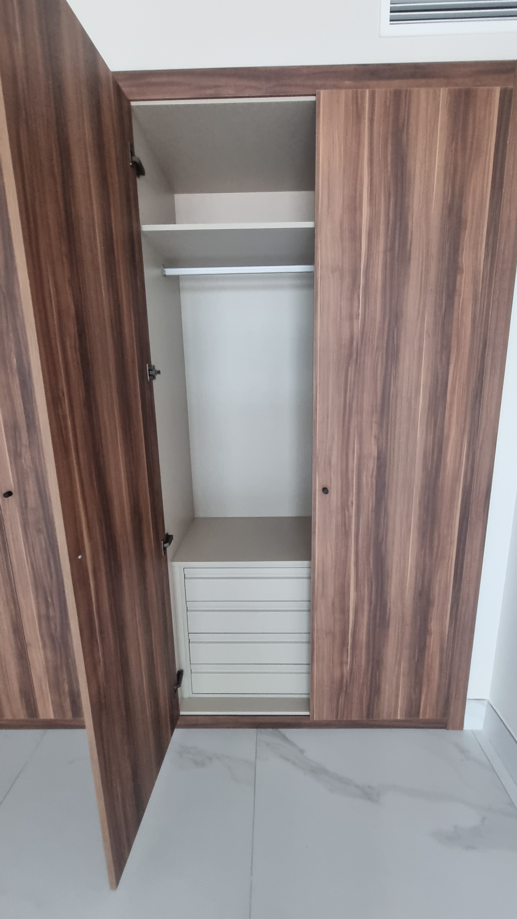 Piso de 3 Dormitorios y 2 Baños en venta en Nueva Alcántara, San Pedro de Alcántara