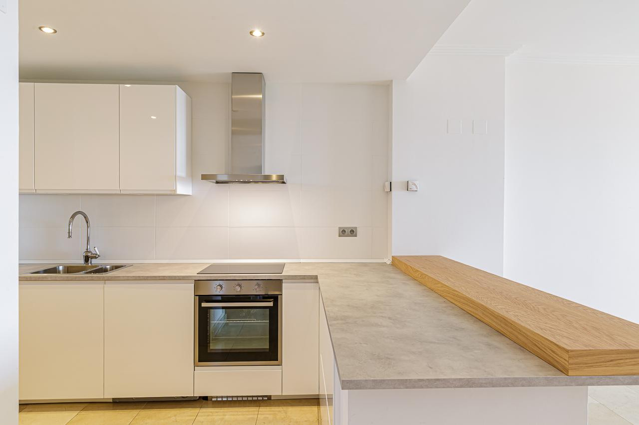 Piso de 2 Dormitorios y 2 Baños en venta en Benahavís