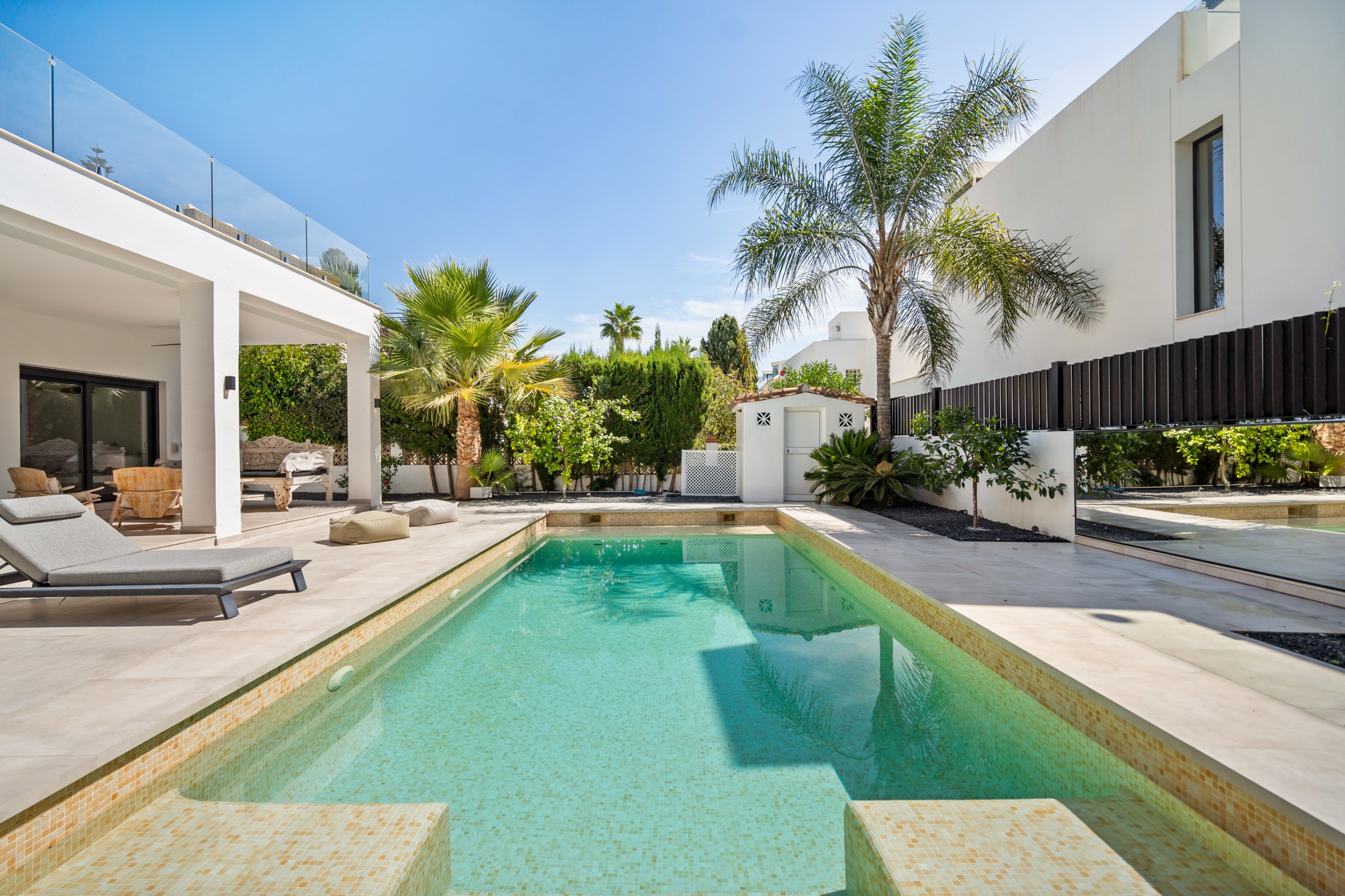 4 Slaapk. - Villa te koop in Marbesa, Marbella