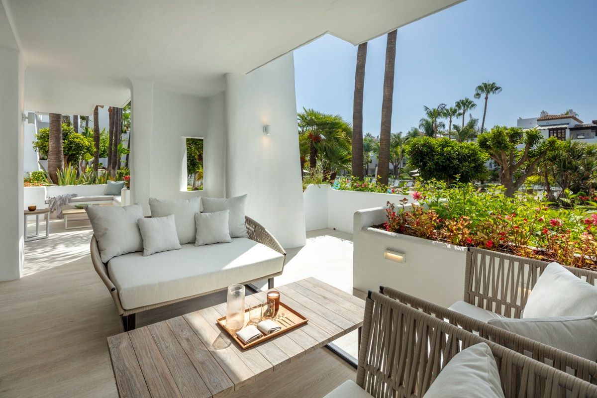 Piso de 3 Dormitorios y 4 Baños en venta en Milla de Oro, Marbella