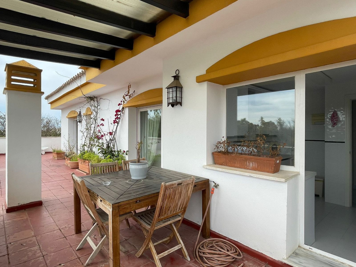 Ático de 2 Dormitorios en venta en Nueva Andalucía, Marbella