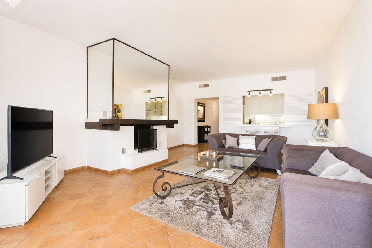 1 спалня - Апартамент за продажба в Puerto Banús