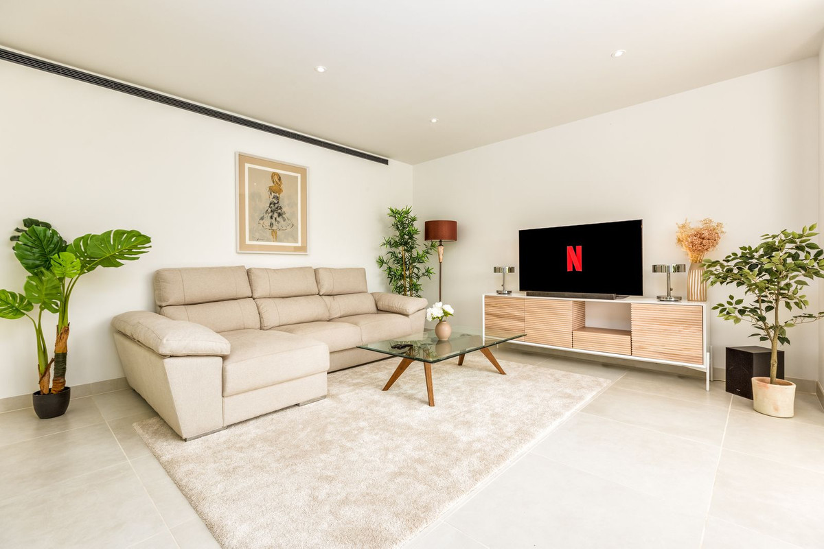 Piso de 2 Dormitorios y 2 Baños en venta en Fuengirola