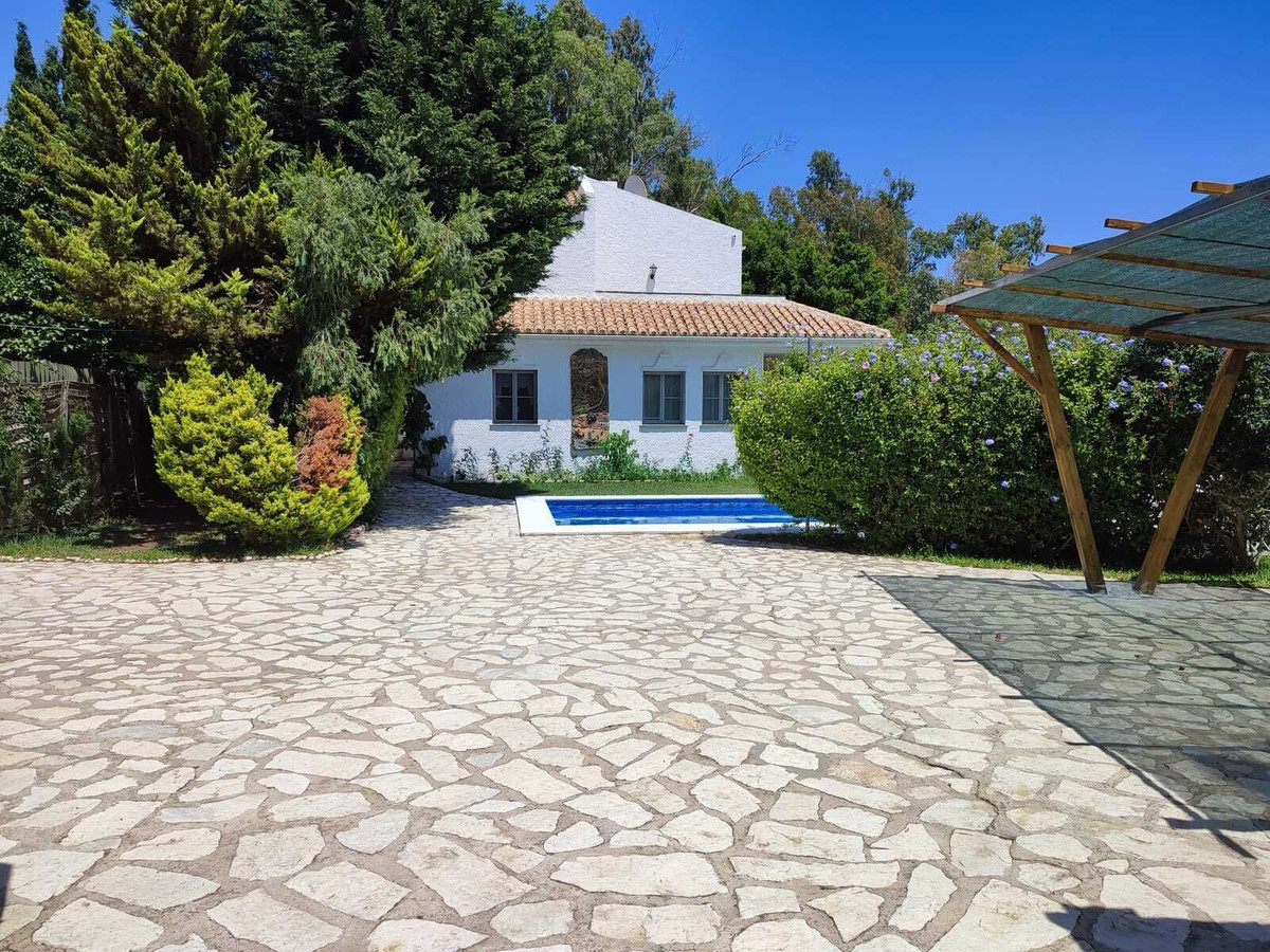 Casa de 4 Dormitorios en venta en Mijas
