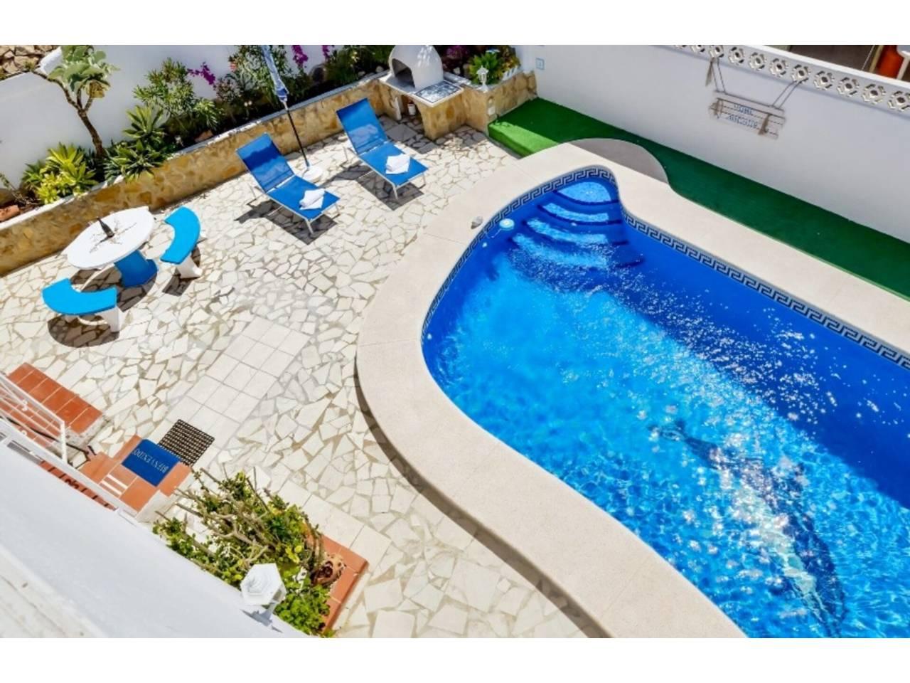 Casa Adosada de 4 Dormitorios y 2 Baños en venta en Benissa
