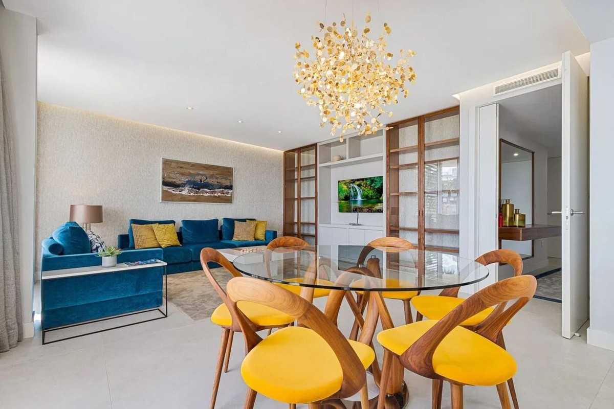 Piso de 3 Dormitorios en venta en Estepona
