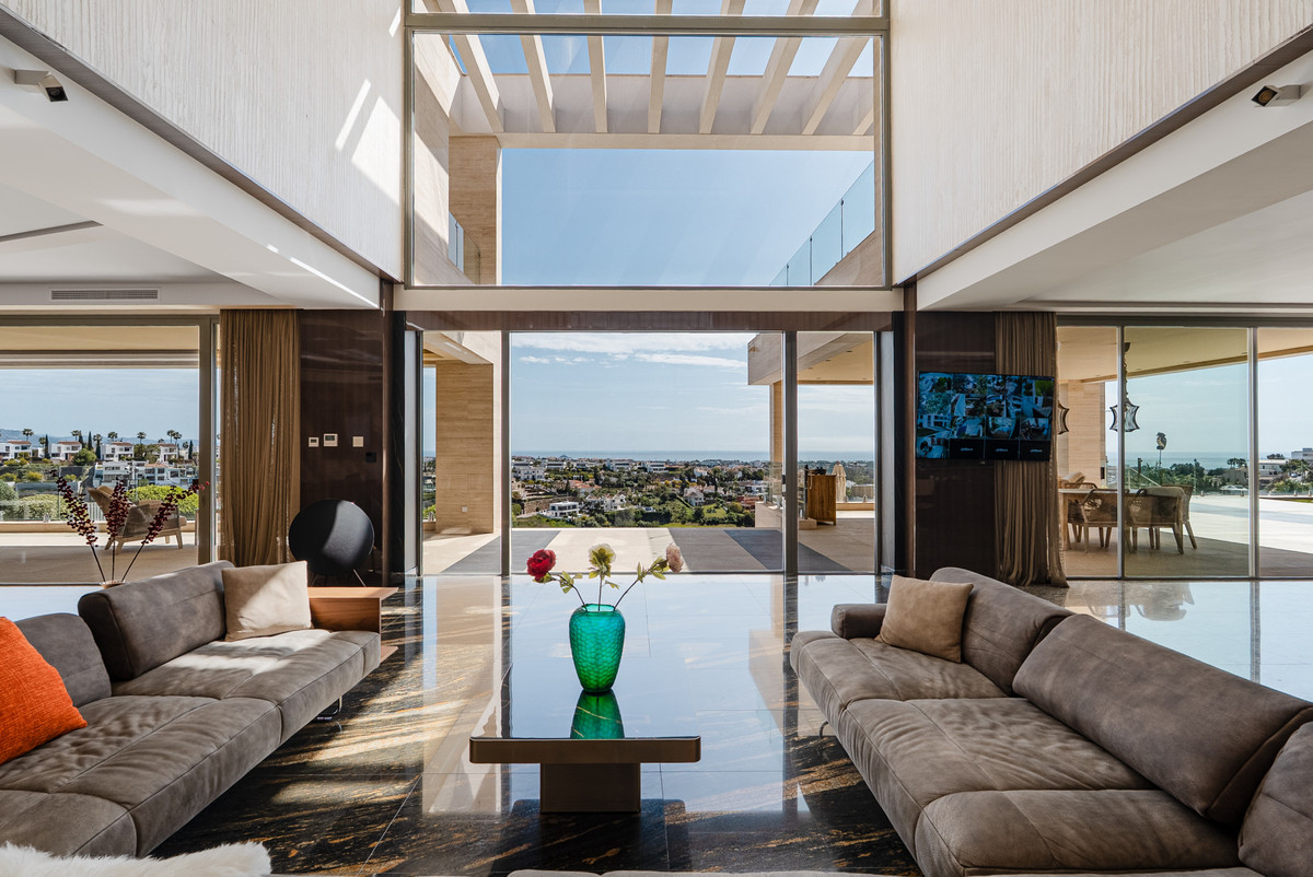 Casa de 5 Dormitorios y 5 Baños en venta en Benahavís