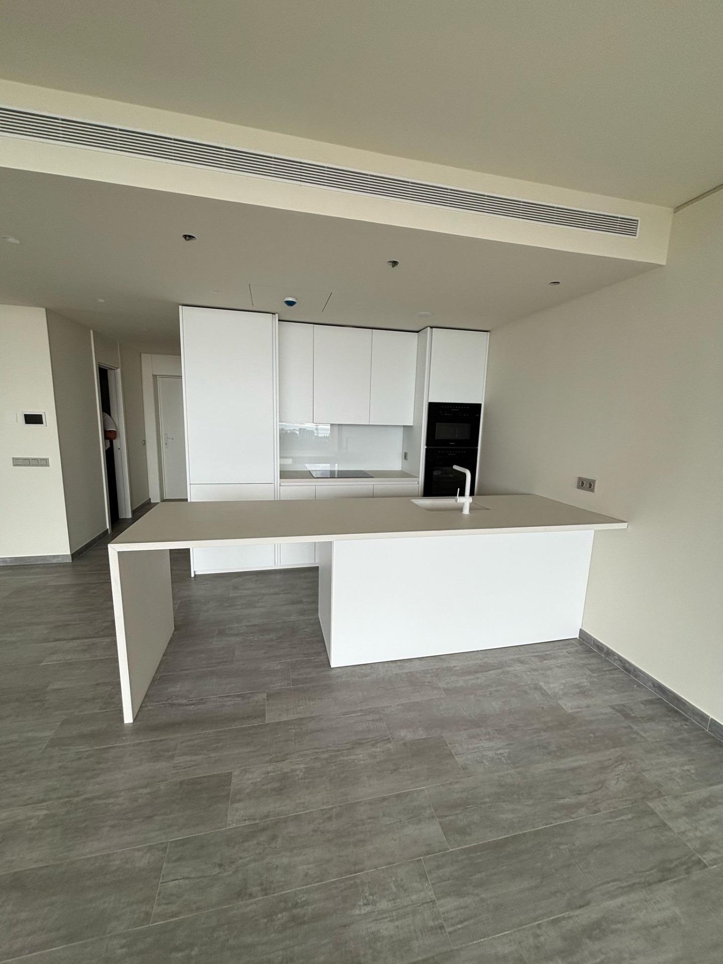 Piso de 3 Dormitorios y 2 Baños en venta en Benalmádena Costa