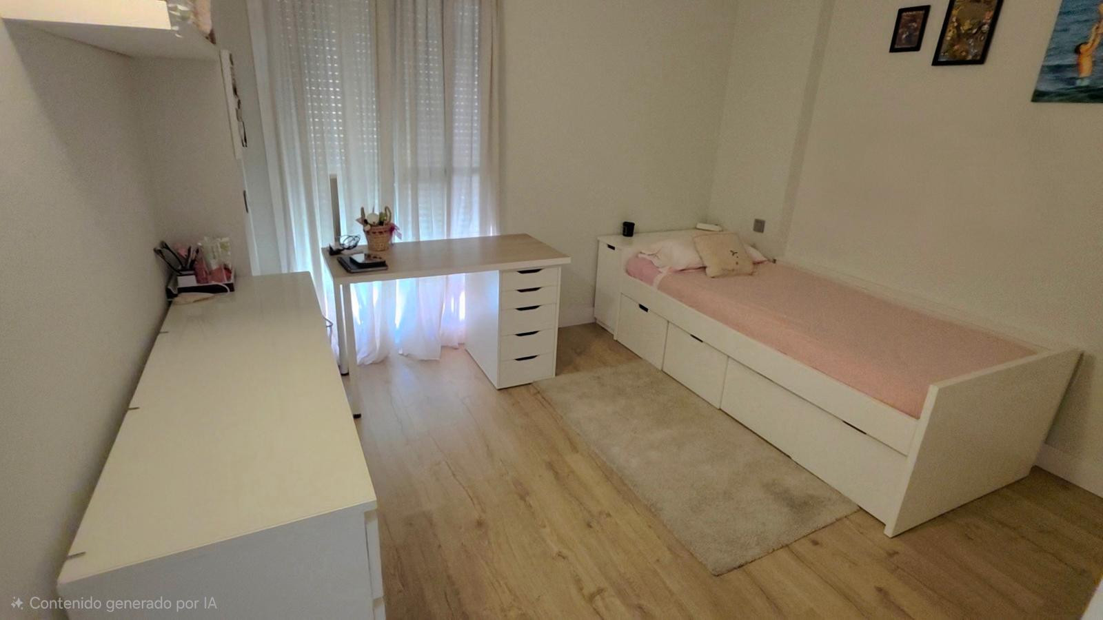 Casa Adosada de 4 Dormitorios y 3 Baños en venta en Nueva Andalucía, Marbella