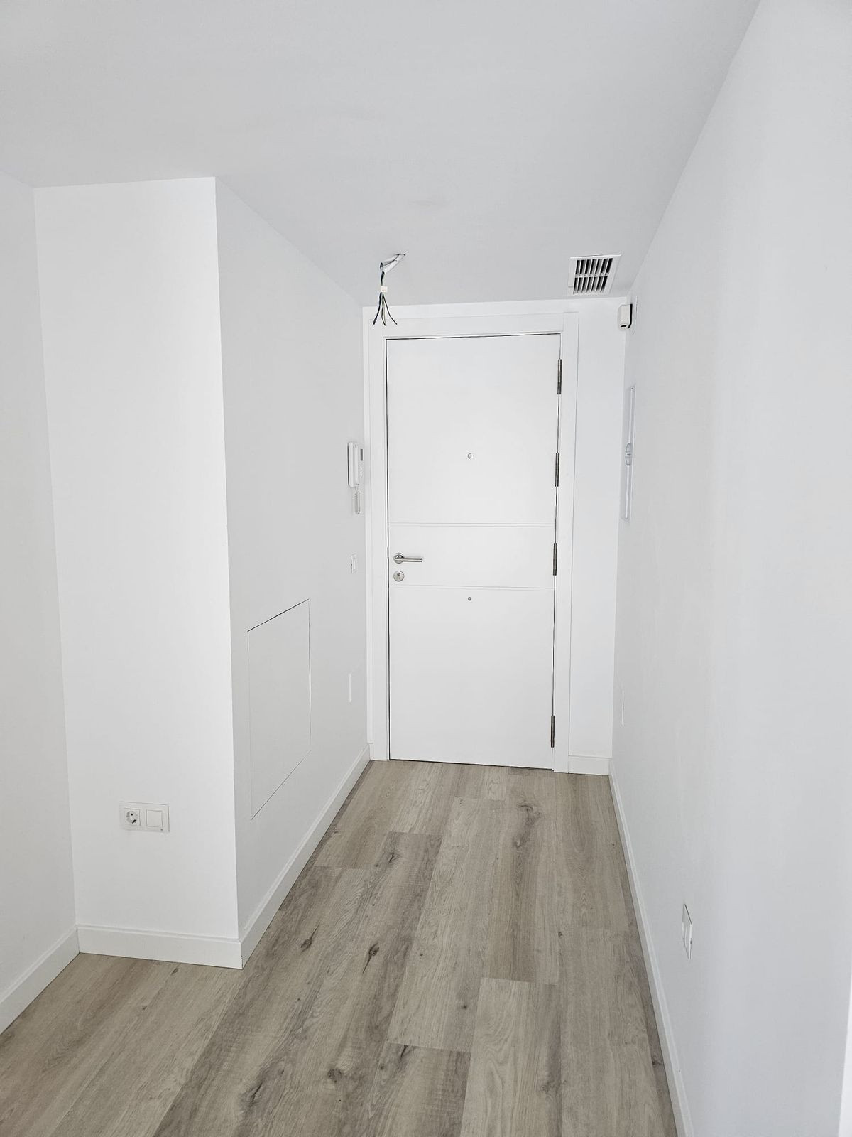 Piso de 3 Dormitorios en venta en Nueva Andalucía, Marbella