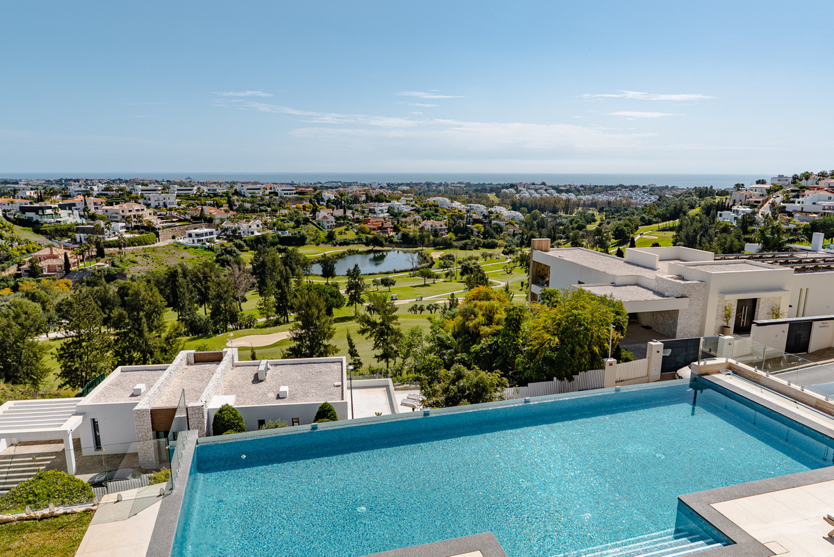 Casa de 5 Dormitorios y 5 Baños en venta en Benahavís