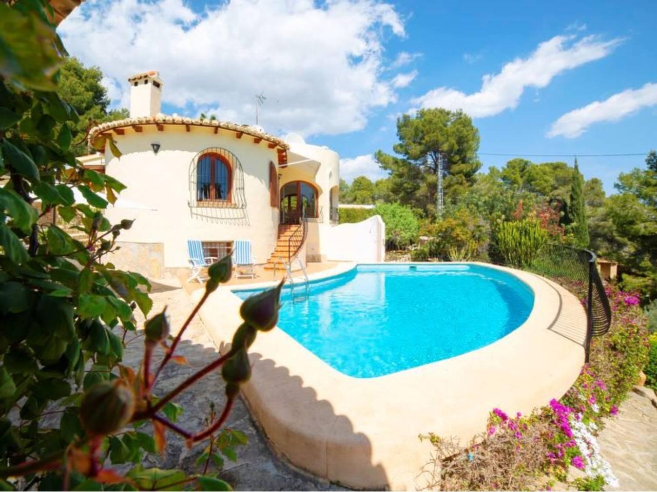 Casa Adosada de 2 Dormitorios en venta en Benissa