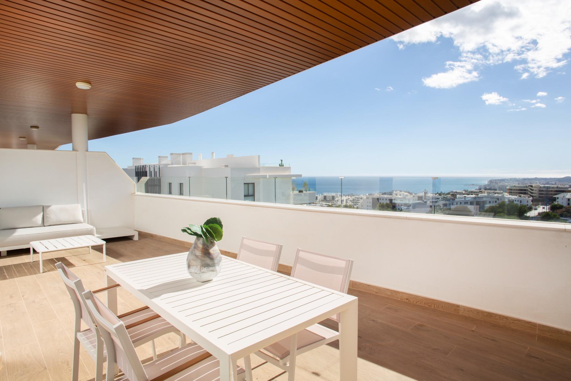 Piso de 2 Dormitorios en venta en Benalmádena Costa