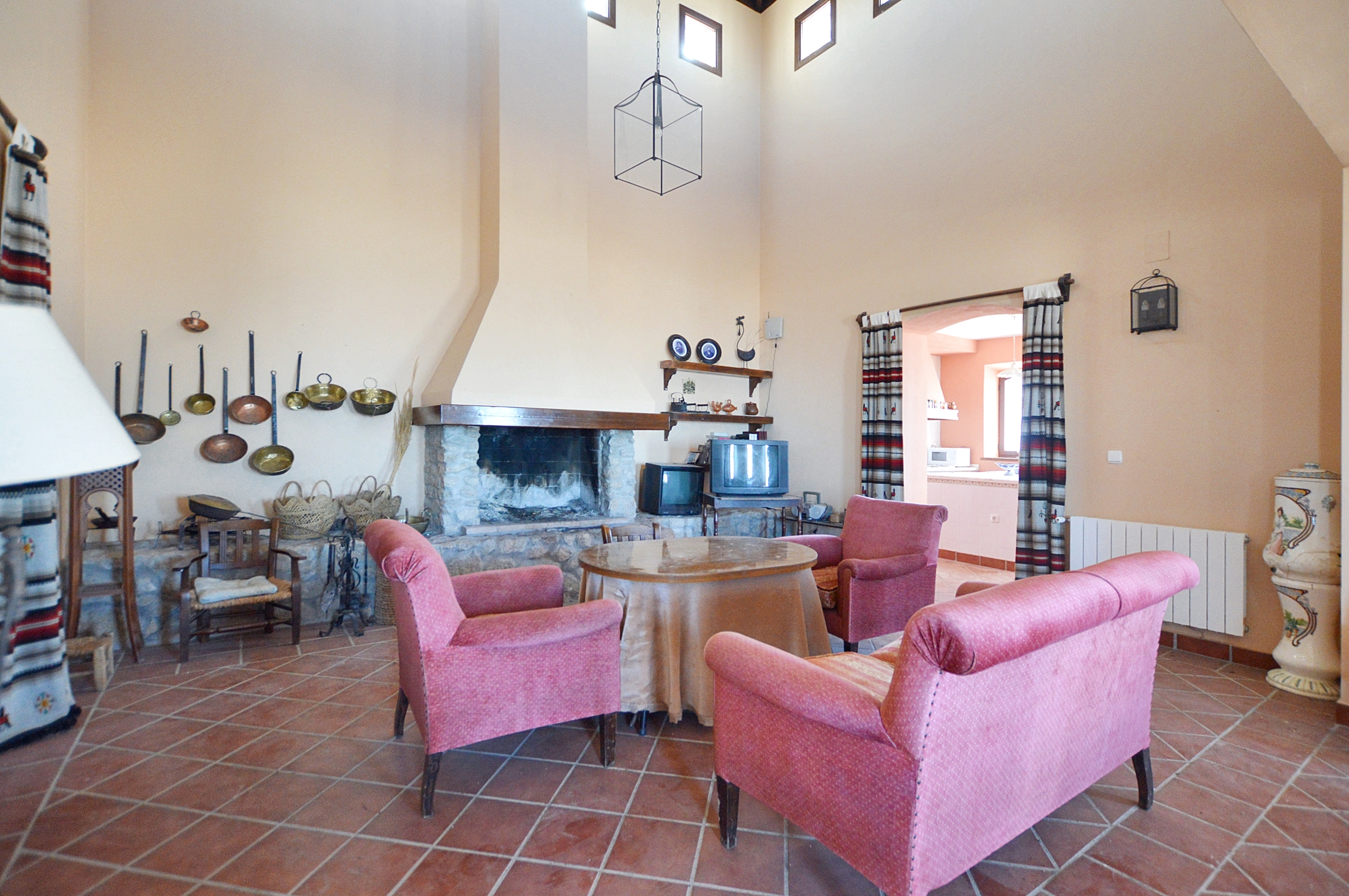 Finca de 4 Dormitorios y 2 Baños en venta en Monachil