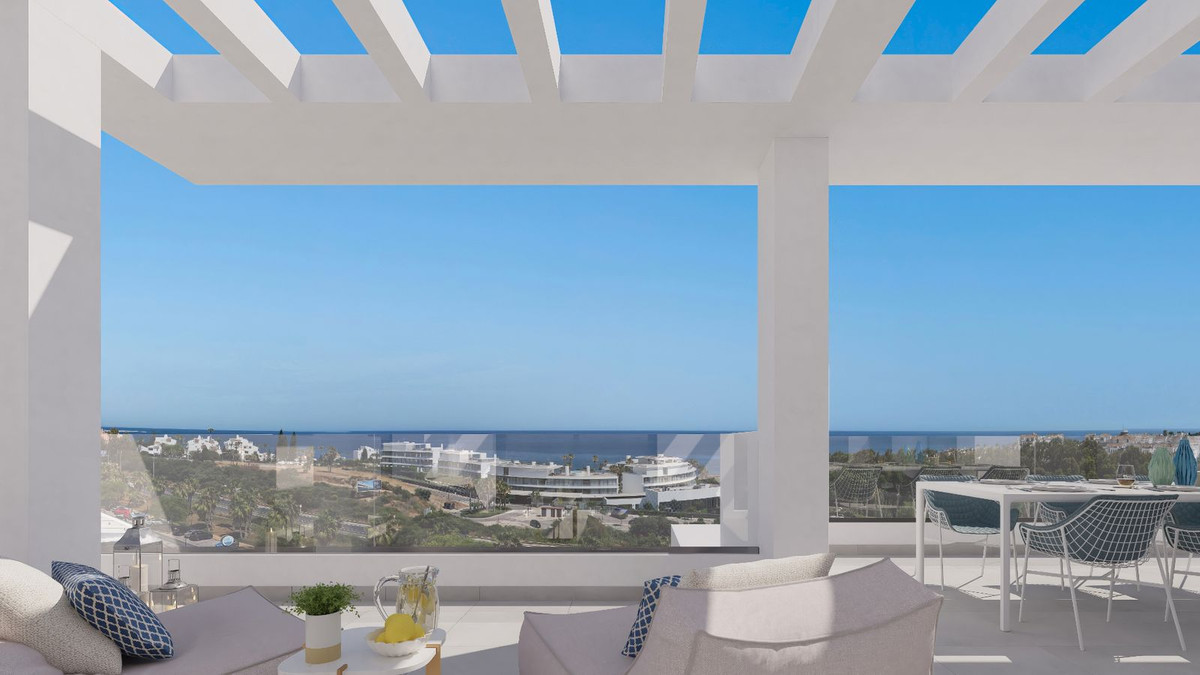 Ático de 3 Dormitorios y 2 Baños en venta en Estepona