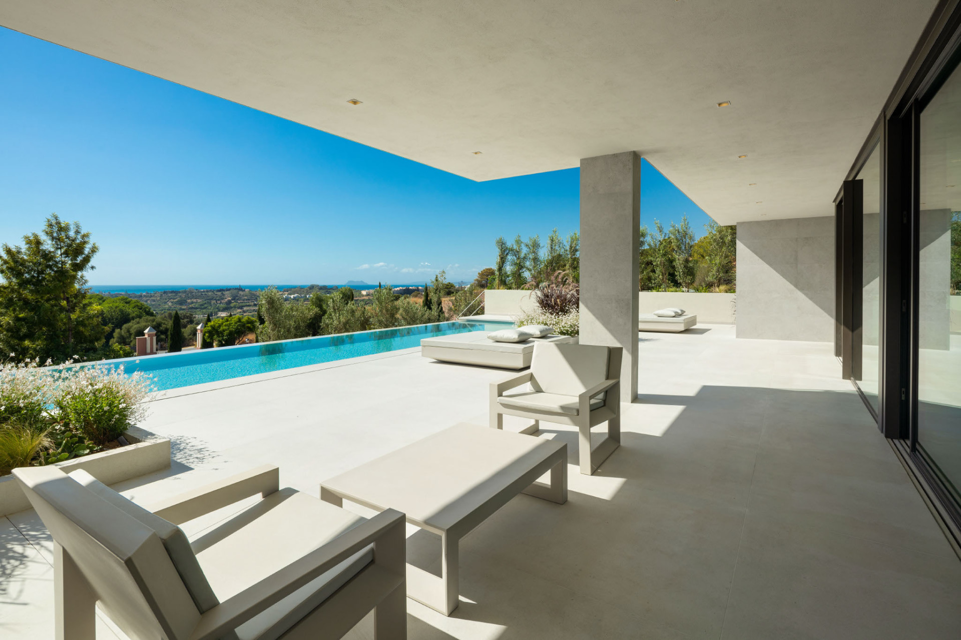 5 спални - Вила за продажба в Los Flamingos, Benahavis