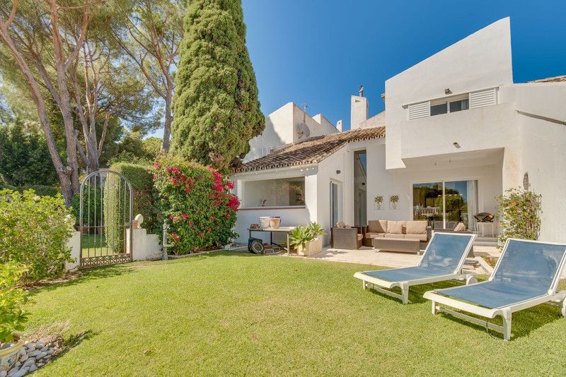 3 кровать Таунхаус для продажи в Nueva Andalucia, Marbella