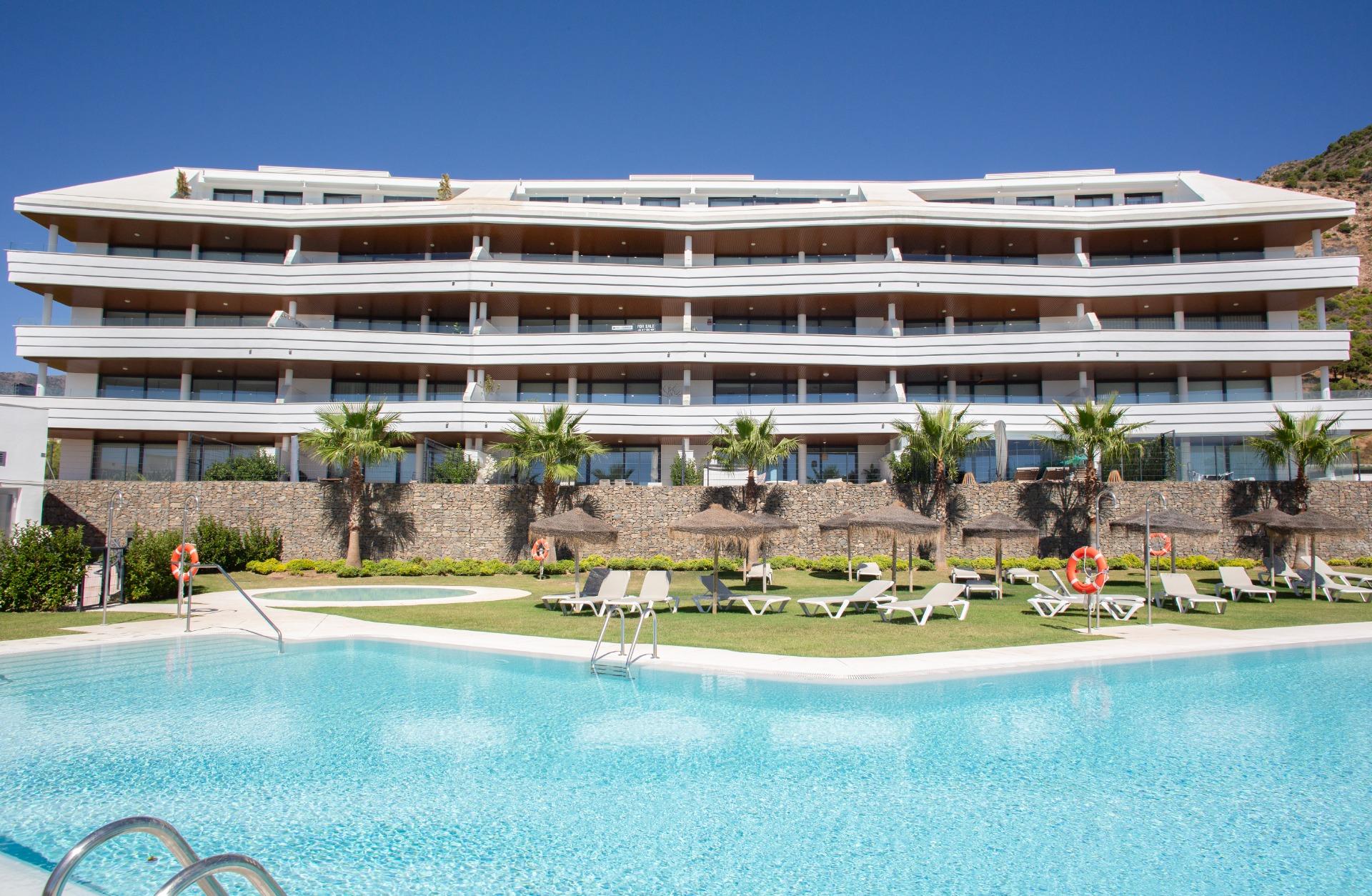 Ático de 2 Dormitorios y 2 Baños en venta en Benalmádena Costa