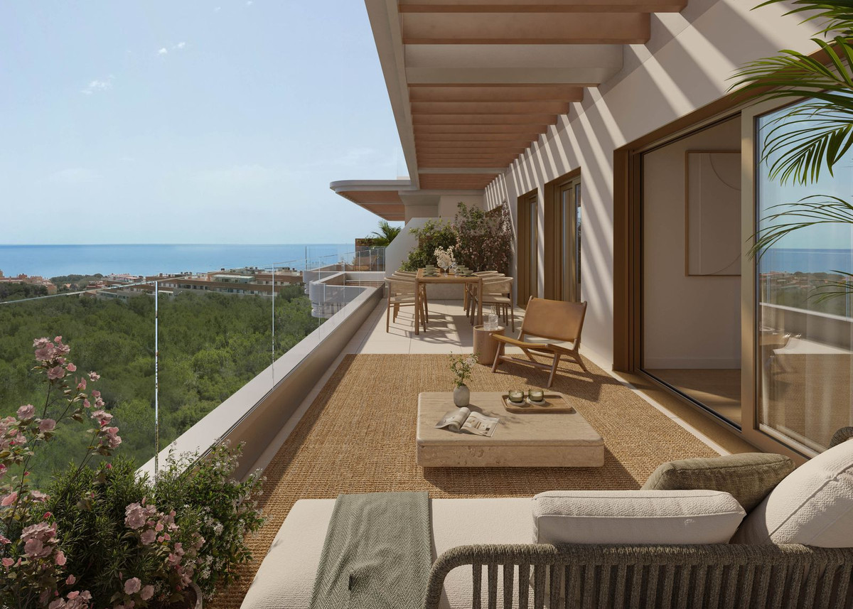 Piso de 3 Dormitorios y 2 Baños en venta en Torremolinos