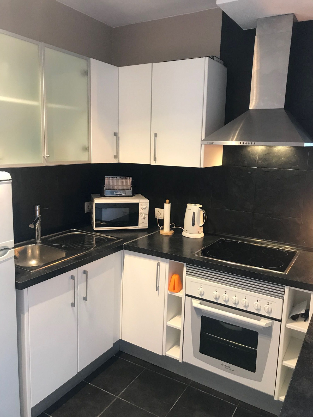 Piso de 1 Dormitorio en venta en Calahonda