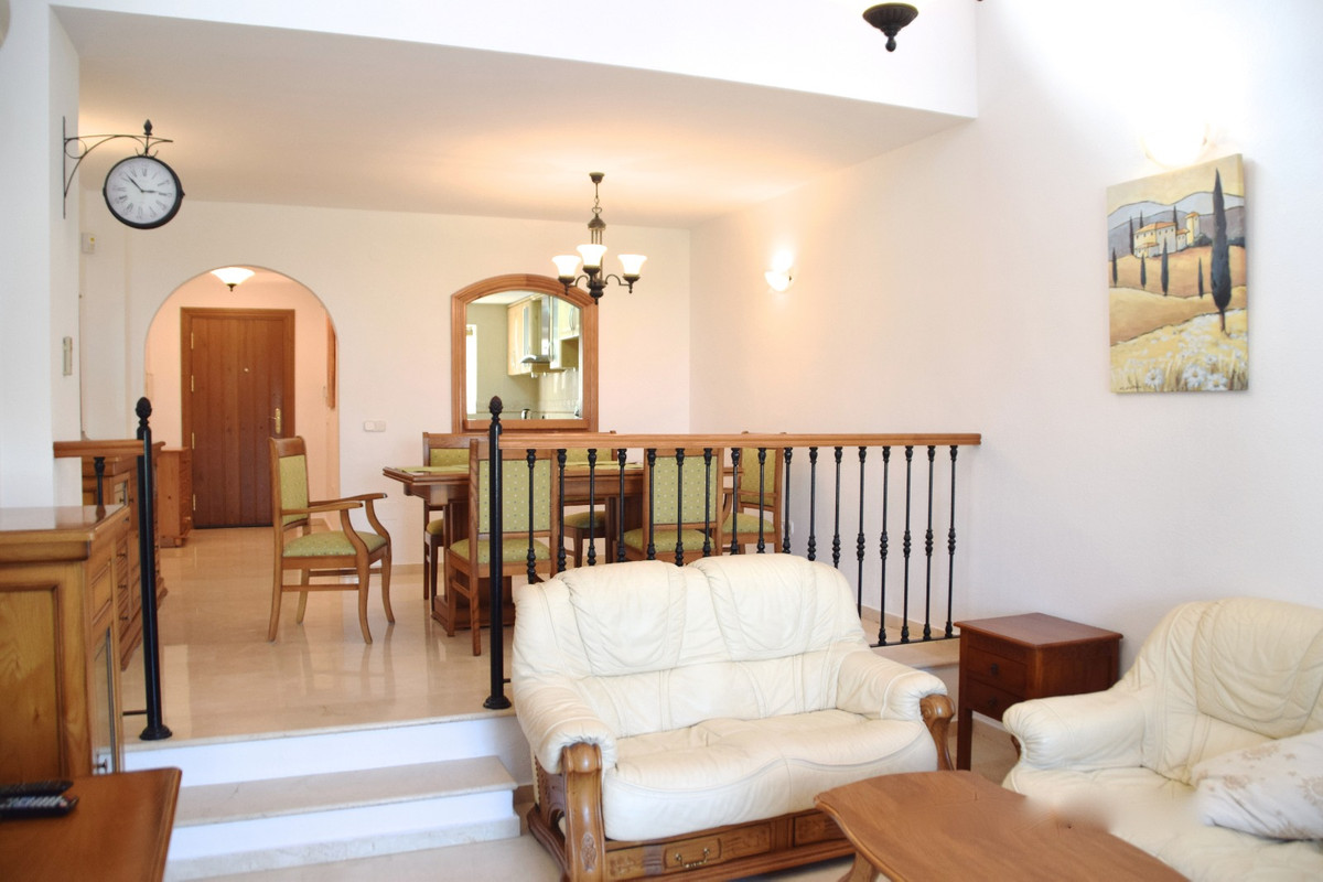 Casa Adosada de 3 Dormitorios y 3 Baños en venta en La Cala de Mijas