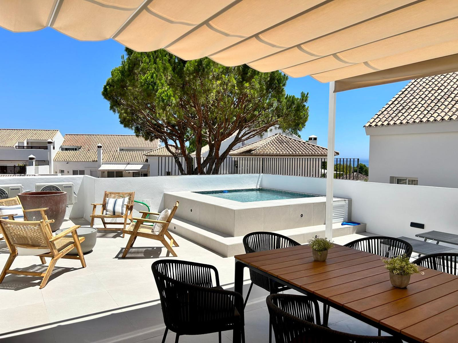 Ático de 3 Dormitorios en venta en Nueva Andalucía, Marbella