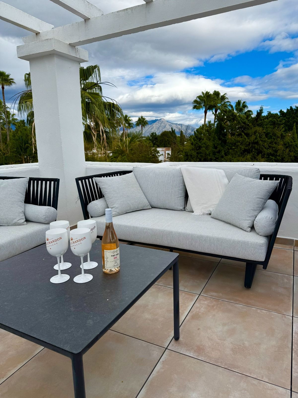 Ático de 2 Dormitorios en venta en El Paraíso