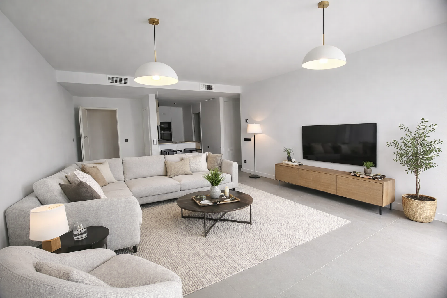 Piso de 2 Dormitorios en venta en Los Monteros, Marbella